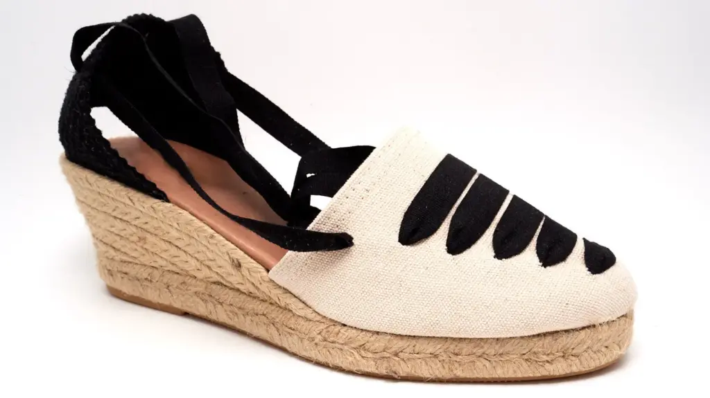 W 9730 Pique Beige Pados Negro